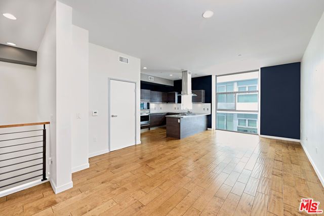 3119 Via Dolce 302, Marina Del Rey, CA 90292