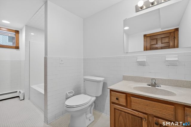 245 Edwards Street Garden Level, New Haven, CT 06511