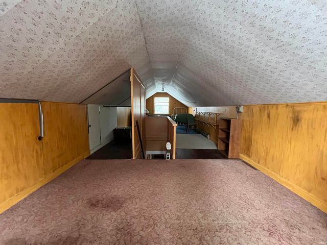 19556 N Paxson Drive, South Bend, IN 46637