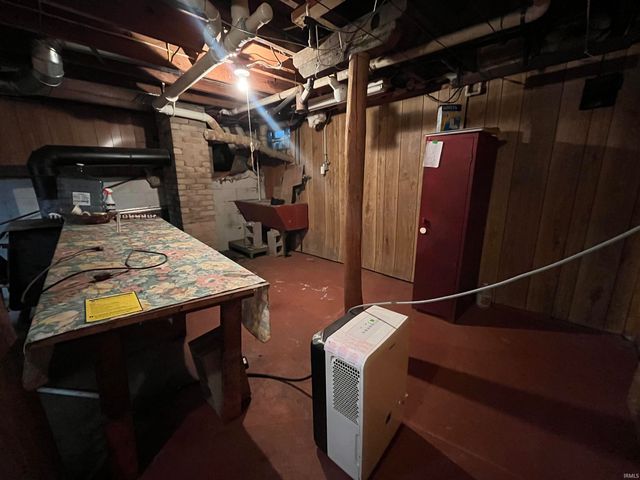 19556 N Paxson Drive, South Bend, IN 46637