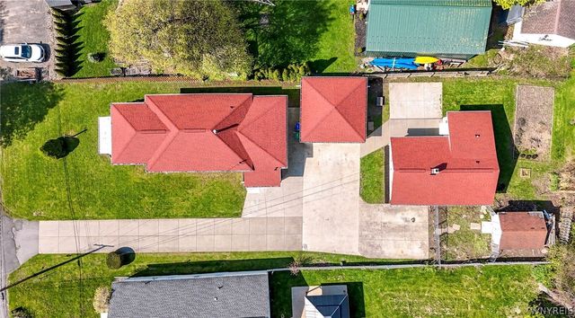 3146 Winsted Road, Hamburg, NY 14075