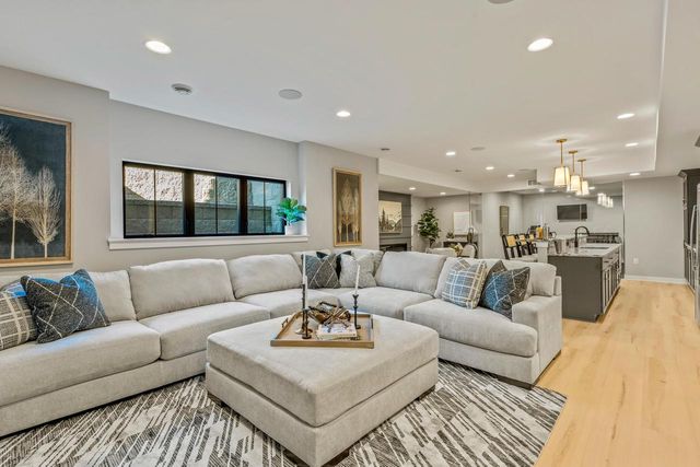 4685 Merrick TRAIL, Brookfield, WI 53045