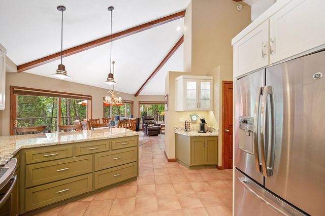 29082 Ridge View Rd, Foresthill, CA 95631