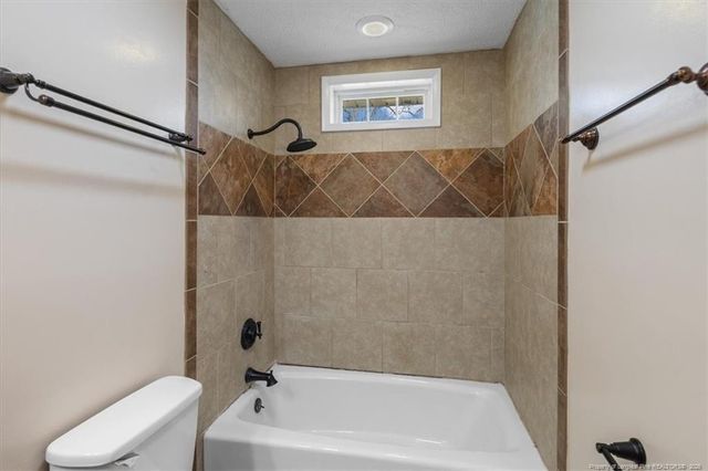 812 N Jackson Street, Raeford, NC 28376