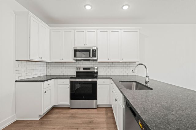 1006 College Avenue, Troy, TX 76579