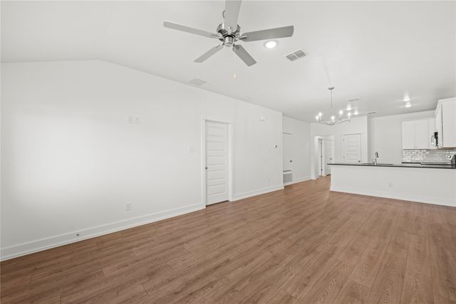 1006 College Avenue, Troy, TX 76579