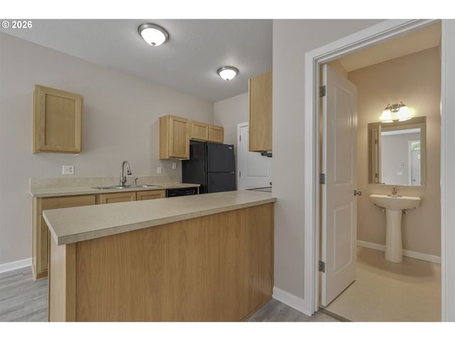 18475 Sw ANNAMAE Ln, Beaverton, OR 97003