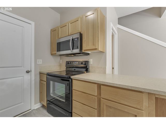18475 Sw ANNAMAE Ln, Beaverton, OR 97003