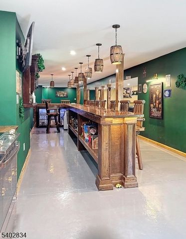 21 Starrett Ct, Sparta Twp., NJ 07871