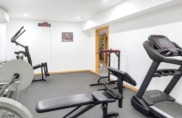 21 Starrett Ct, Sparta Twp., NJ 07871