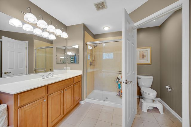 385 Post Oak Circle, West Chicago, IL 60185