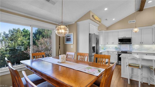 309 Whiting LN, Virginia Beach, VA 23456