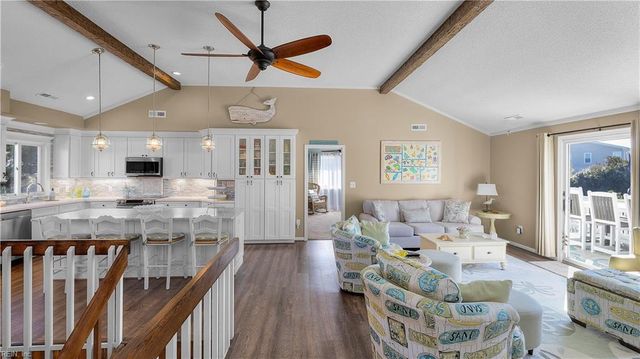 309 Whiting LN, Virginia Beach, VA 23456