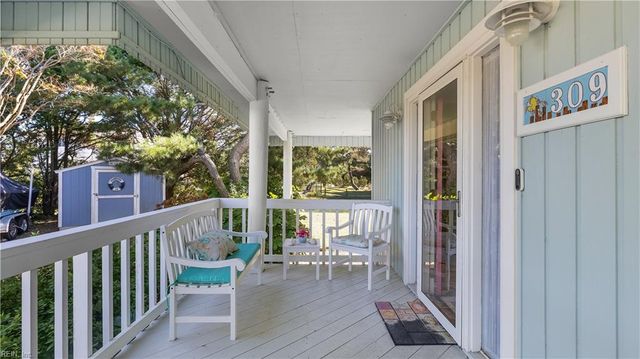 309 Whiting LN, Virginia Beach, VA 23456