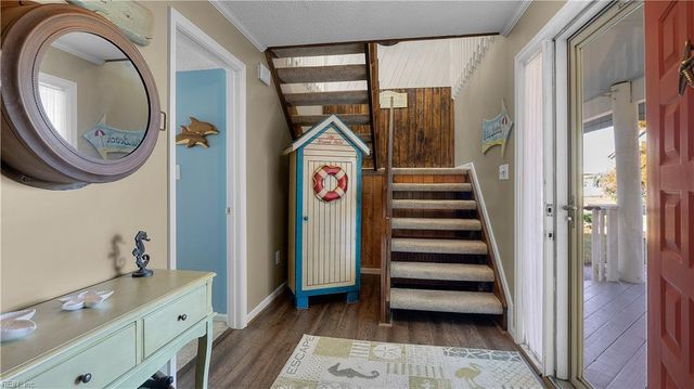 309 Whiting LN, Virginia Beach, VA 23456
