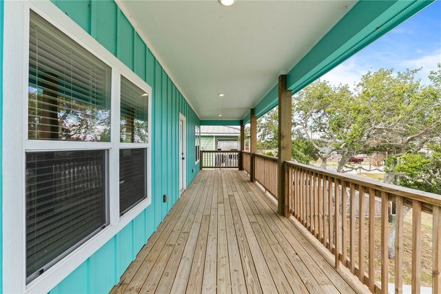 217 Las Palmas Dr, Corpus Christi, TX 78418