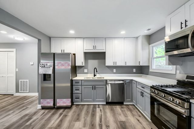 1818 Sauk Trail, Sauk Village, IL 60411