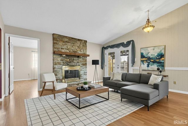 546 W Lois Lane, Bloomington, IN 47403