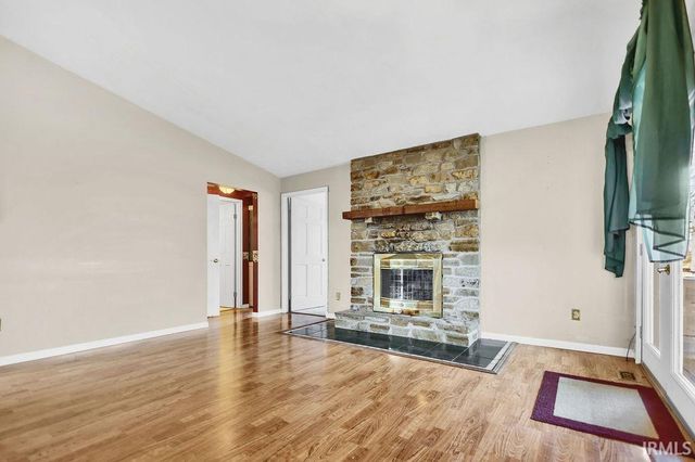 546 W Lois Lane, Bloomington, IN 47403