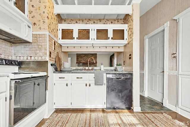 546 W Lois Lane, Bloomington, IN 47403