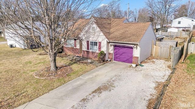 546 W Lois Lane, Bloomington, IN 47403