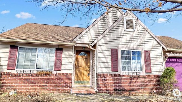 546 W Lois Lane, Bloomington, IN 47403