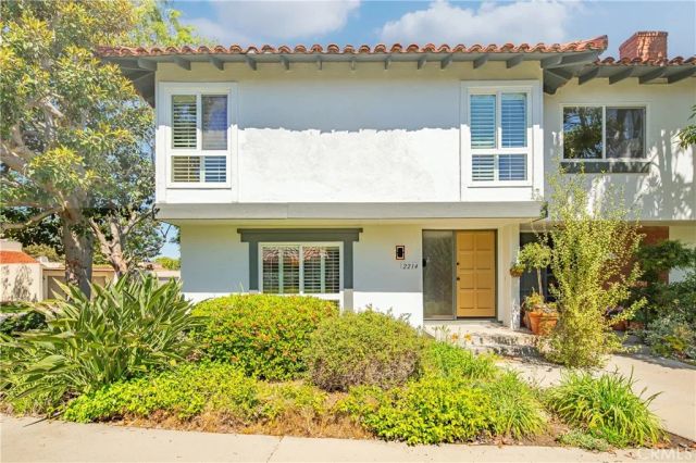 2214 Vista Hogar, Newport Beach, CA 92660