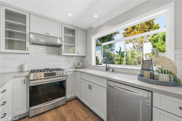 2214 Vista Hogar, Newport Beach, CA 92660