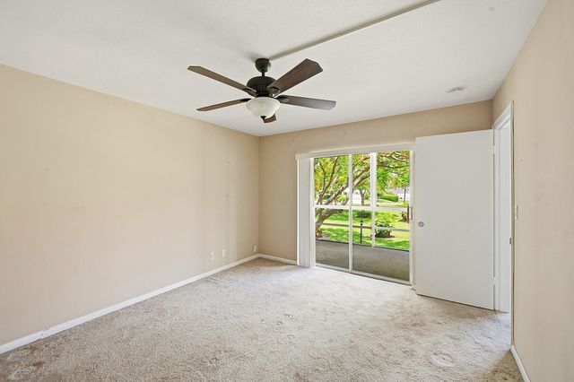5570 Tamberlane Circle 229, Palm Beach Gardens, FL 33418