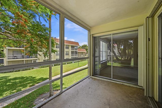 5570 Tamberlane Circle 229, Palm Beach Gardens, FL 33418