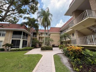 5570 Tamberlane Circle 229, Palm Beach Gardens, FL 33418