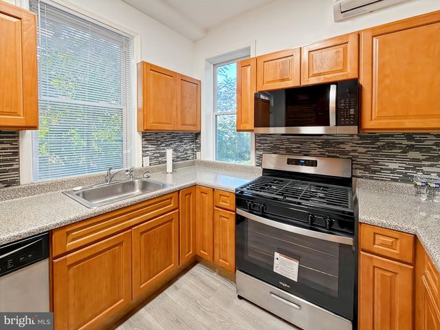 2210 LYNDHURST AVE, Baltimore, MD 21216