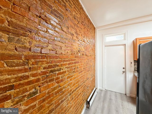 2210 LYNDHURST AVE, Baltimore, MD 21216
