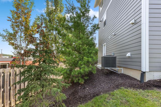 7033 Ada Depot Drive SE, Ada, MI 49301