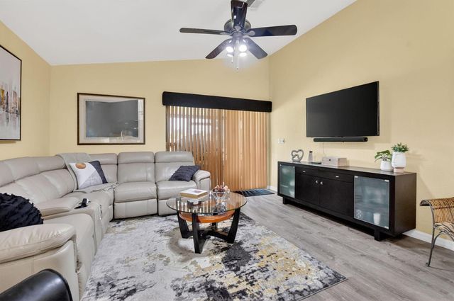 22718 Vistawood Way, Boca Raton, FL 33428