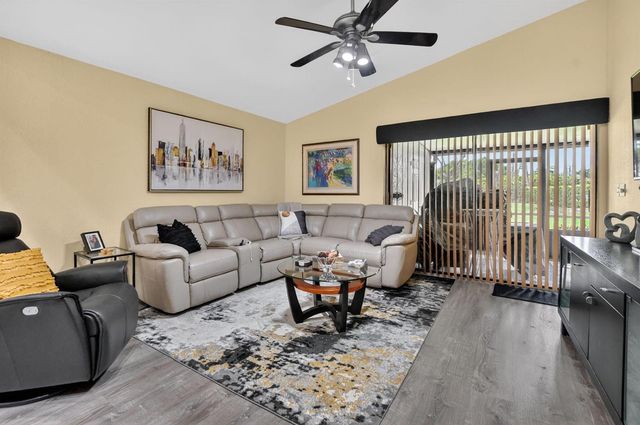 22718 Vistawood Way, Boca Raton, FL 33428