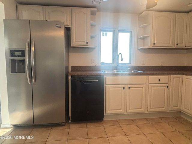 176 2nd Avenue, Long Branch, NJ 07740