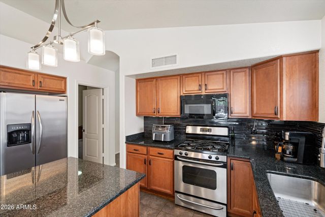 28619 N NOBEL Road, Phoenix, AZ 85085