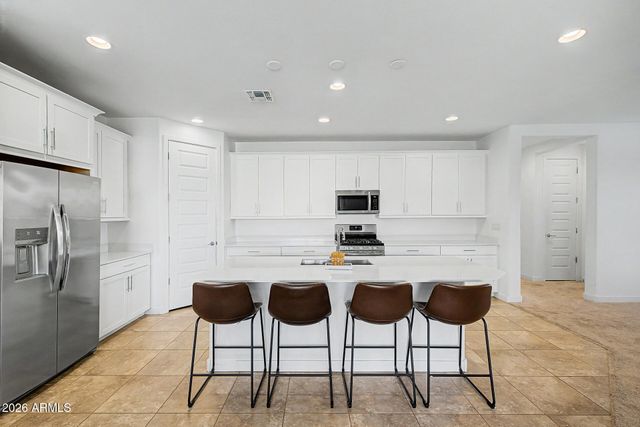 5913 S 25TH Lane, Phoenix, AZ 85041