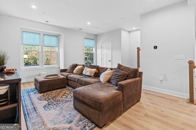 205 Climbing Ivy Circle, Fayetteville, GA 30214