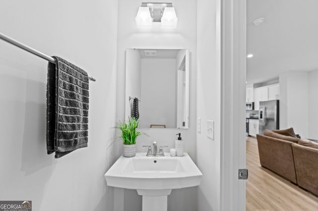 205 Climbing Ivy Circle, Fayetteville, GA 30214