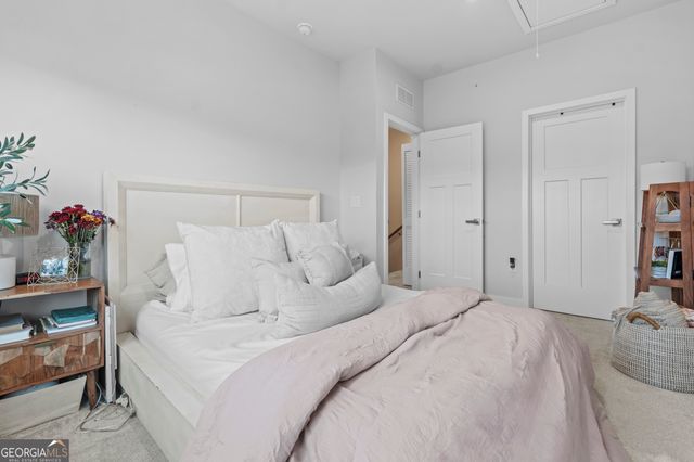 205 Climbing Ivy Circle, Fayetteville, GA 30214