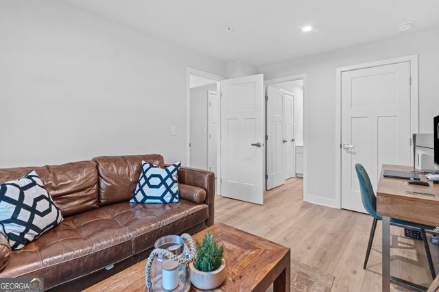 205 Climbing Ivy Circle, Fayetteville, GA 30214