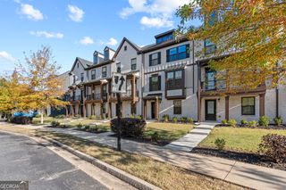 205 Climbing Ivy Circle, Fayetteville, GA 30214