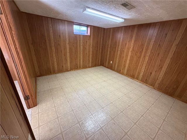 3103 Norris Avenue, Parma, OH 44134