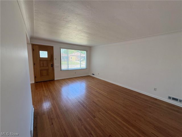 3103 Norris Avenue, Parma, OH 44134