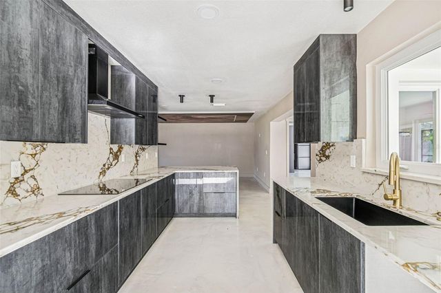 3197 WALNUT STREET NE, St Petersburg, FL 33704