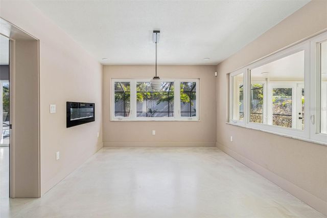 3197 WALNUT STREET NE, St Petersburg, FL 33704