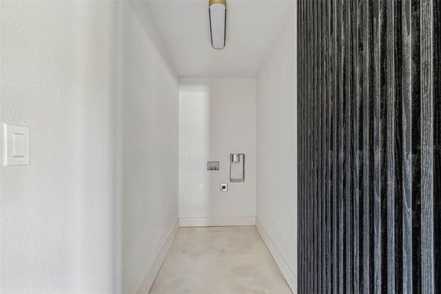 3197 WALNUT STREET NE, St Petersburg, FL 33704