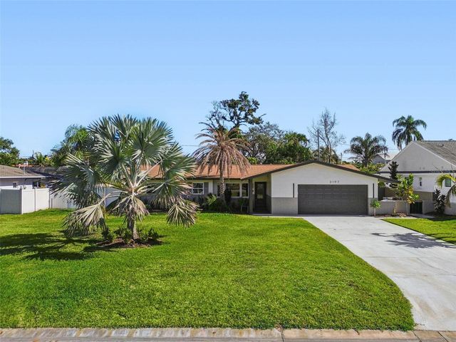 3197 WALNUT STREET NE, St Petersburg, FL 33704